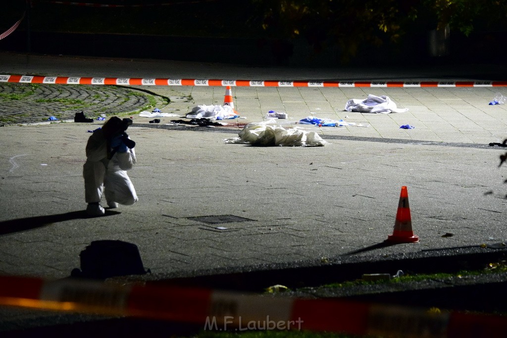 Einsatz BF Messerstecherei Koeln Neustadt Nord Eberplatz Platzmitte P117.JPG - Miklos Laubert